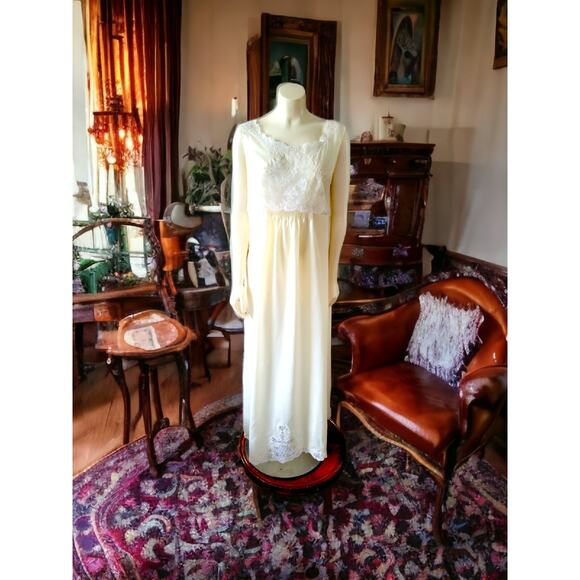 Vintage Christian Dior Silk Blend Nightgown W Lace Cream Size 36 - Picture 9 of 16